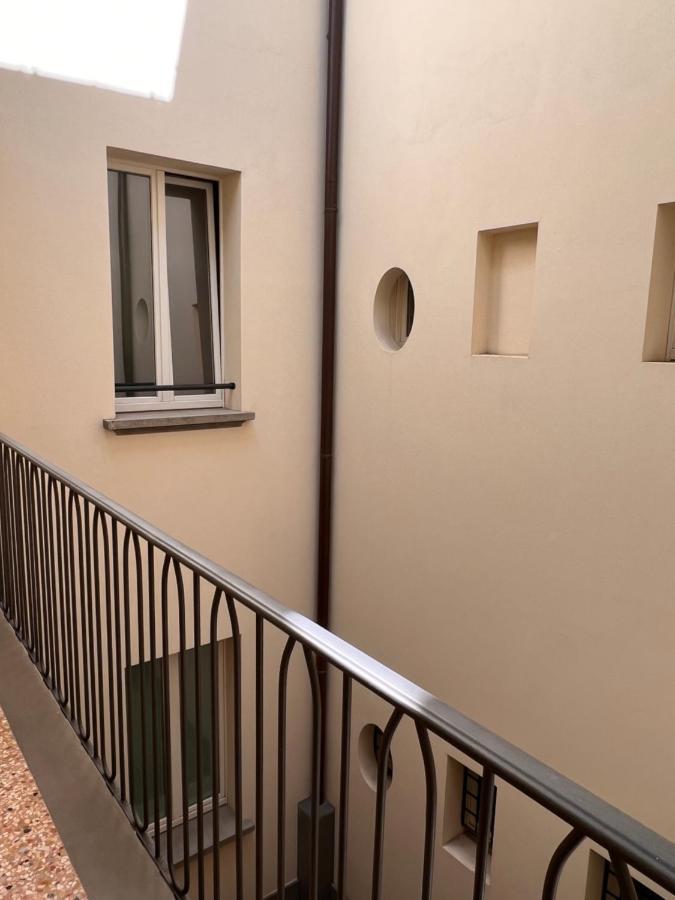 Piazza Maggiore Luxury Apartment Bologna Luaran gambar