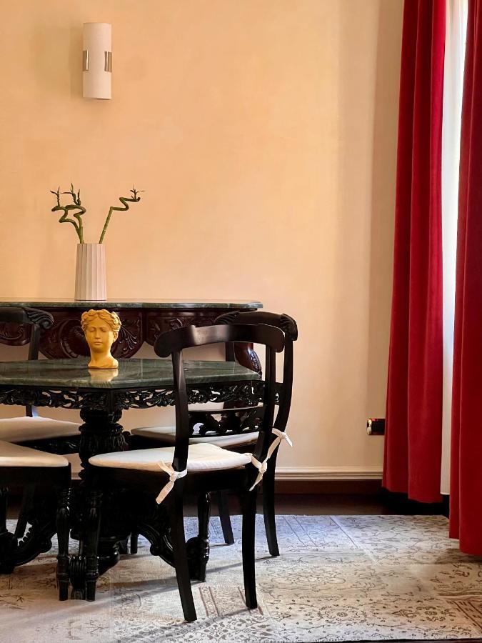 Piazza Maggiore Luxury Apartment Bologna Luaran gambar