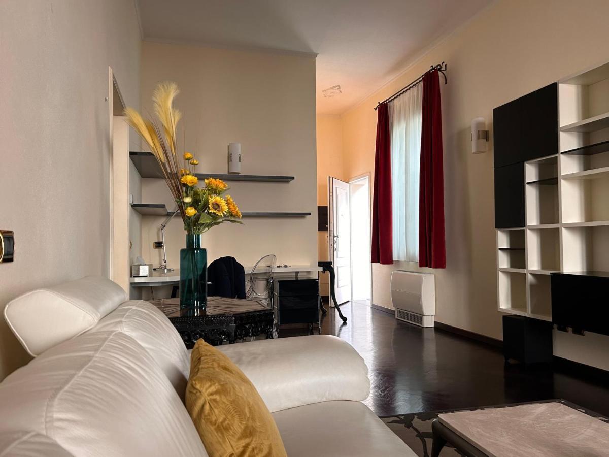 Piazza Maggiore Luxury Apartment Bologna Luaran gambar