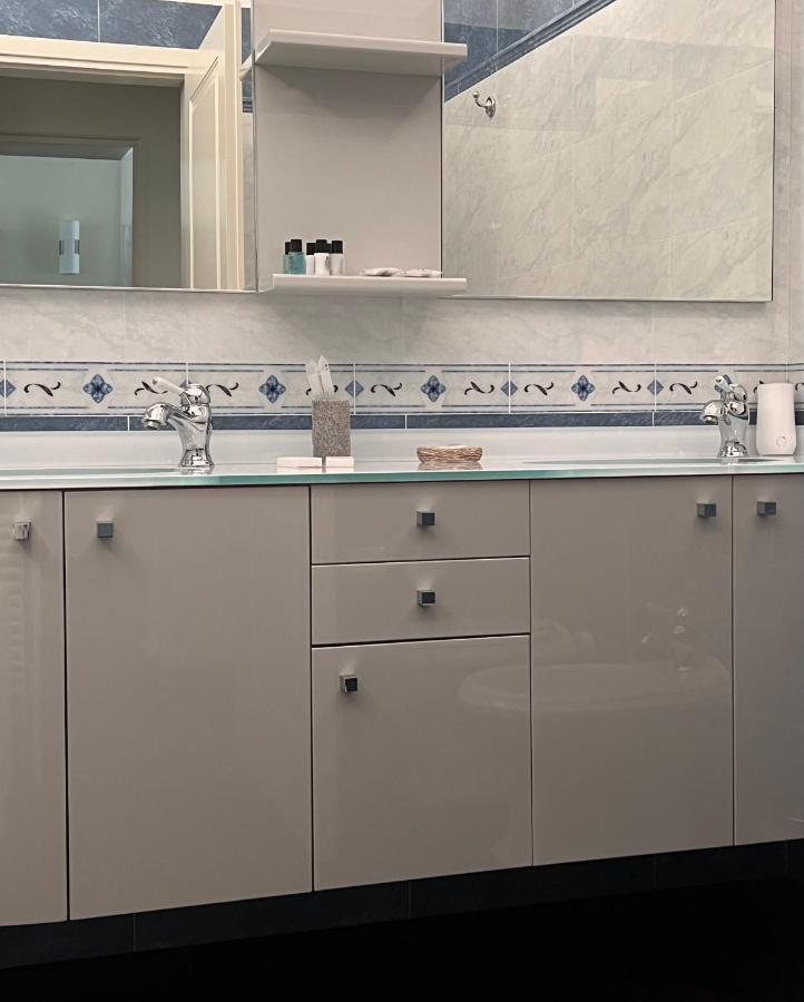Piazza Maggiore Luxury Apartment Bologna Luaran gambar